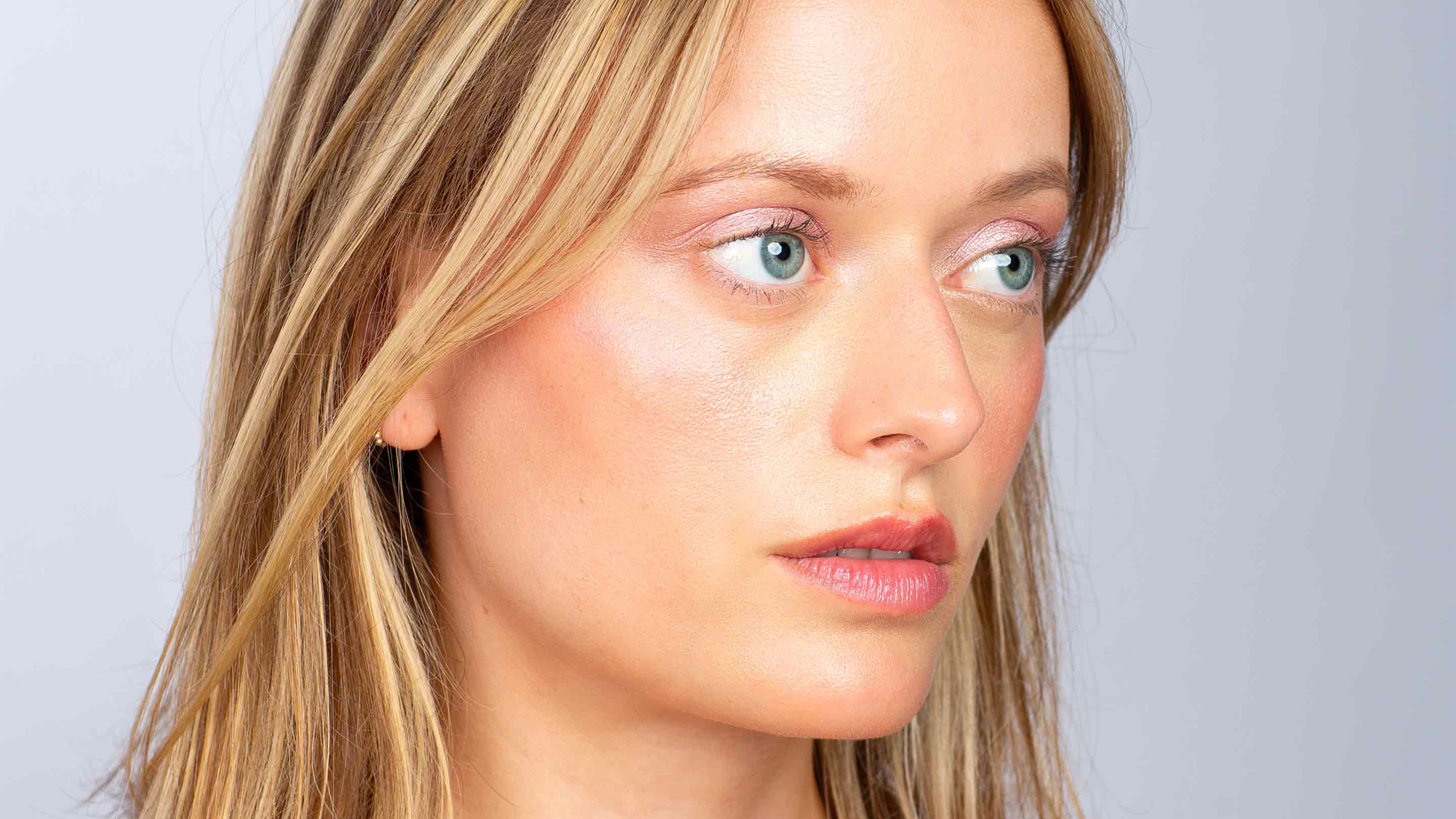 For back to school, I choose the natural "no-makeup" makeup look.