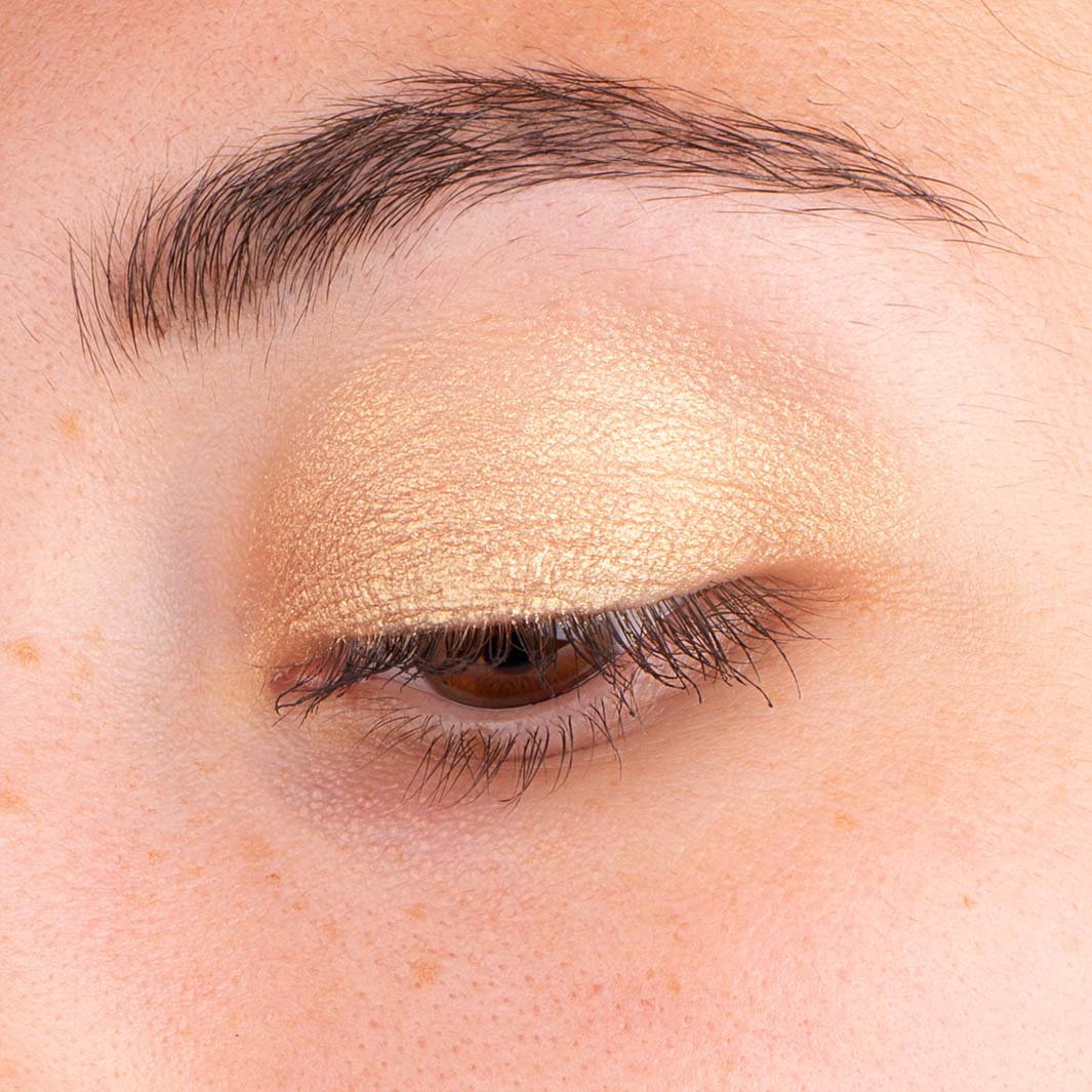 Liquid Eyeshadow & Highlighter - Shade 02 Golden Honey 0.27 fl oz | La Crique Beauty USA
